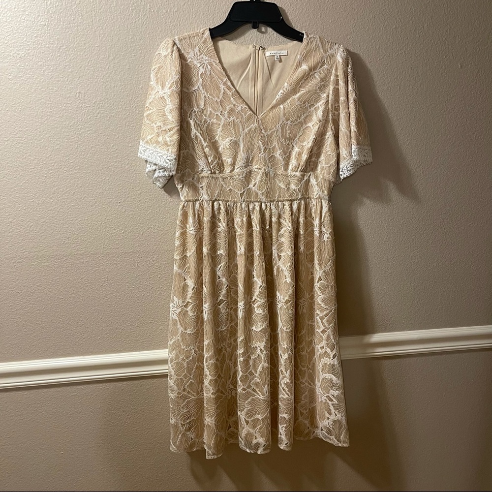 BaeVely Cream and White Lace Dress Size Medium - Picture 2 of 13